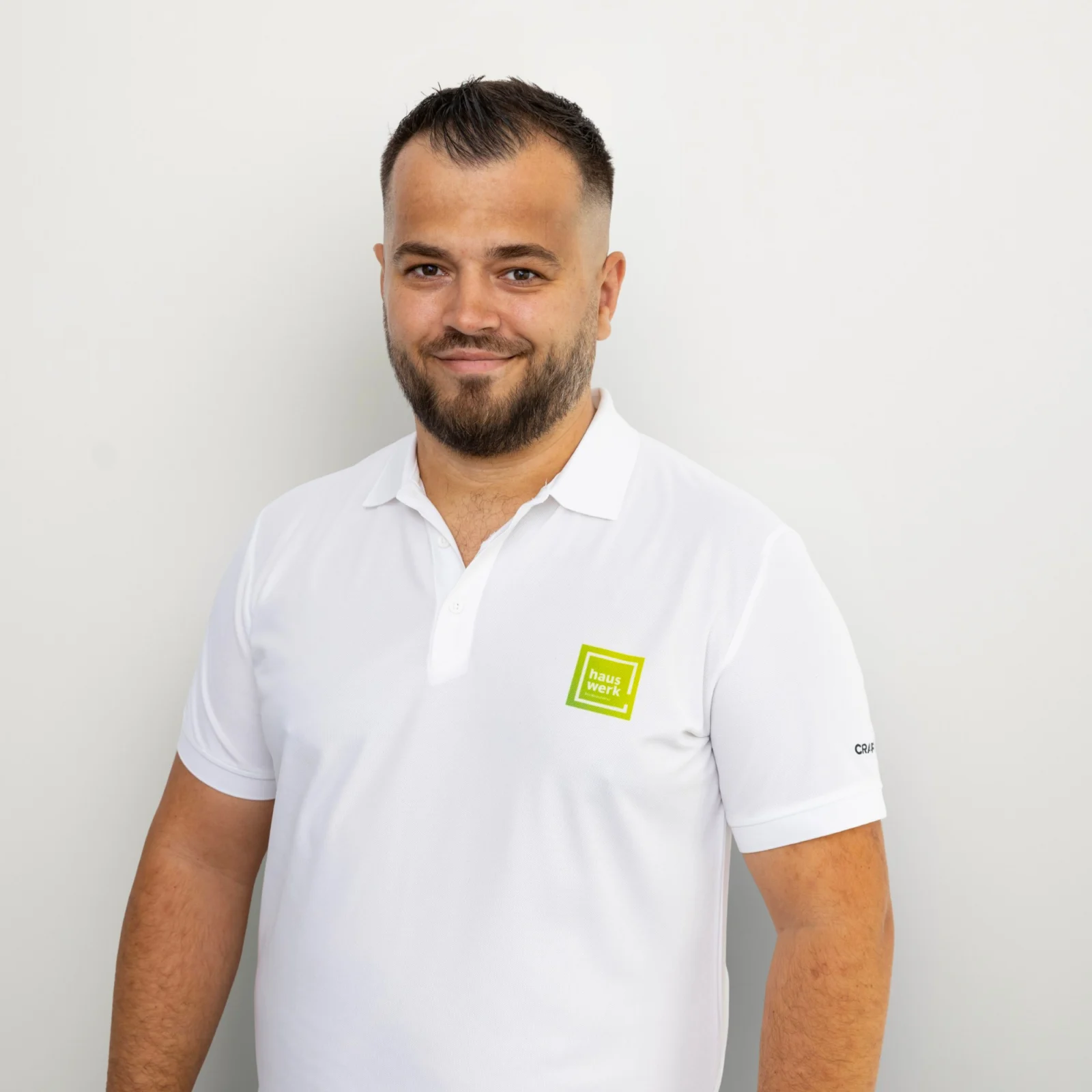 Porträt von Flamur, Hauswerk Baumanufaktur